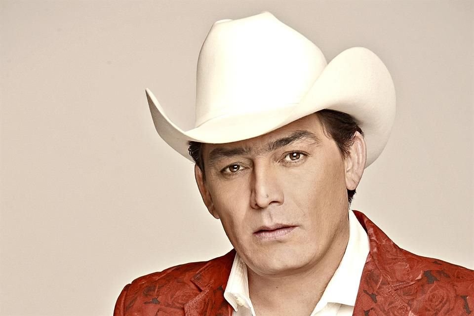 El hijo de Joan Sebastian dice que se han magnificado las broncas entre los hijos de José José.