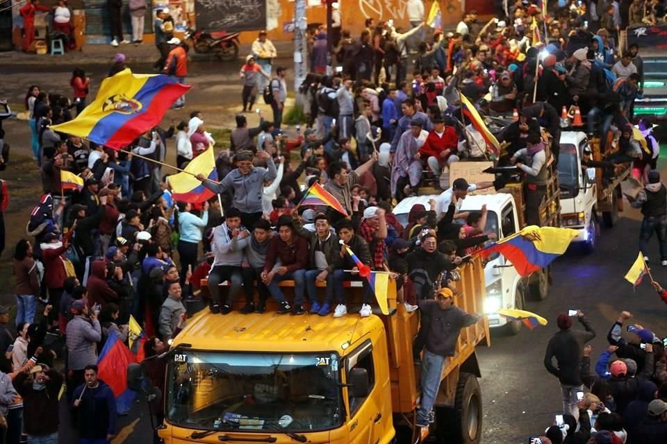 Presidente de Ecuador anunció que la sede de Gobierno se trasladará de Quito a Guayaquil por protestas de indígenas por medidas económicas.