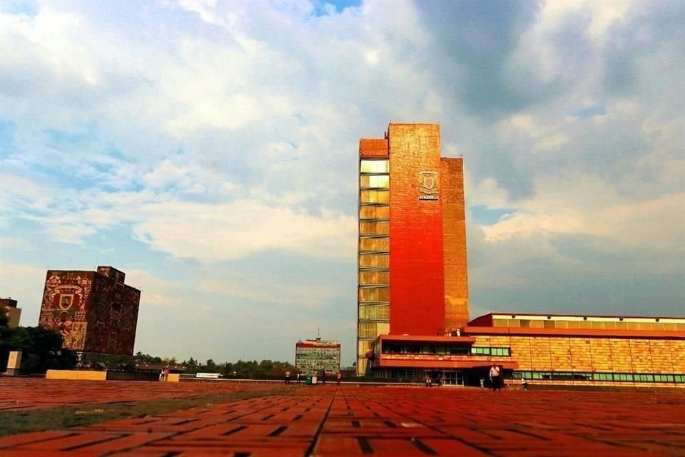 La Junta de Gobierno recibió en el cuarto piso de la Torre de Rectoría, en Ciudad Universitaria, los planes de trabajo para el periodo 2019-2023.