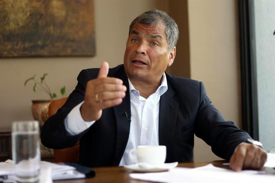 Ex Presidente de Ecuador Rafael Correa negó estar detrás de las protestas contra Gobierno de Lenín Moreno, y pidió adelantar elecciones.