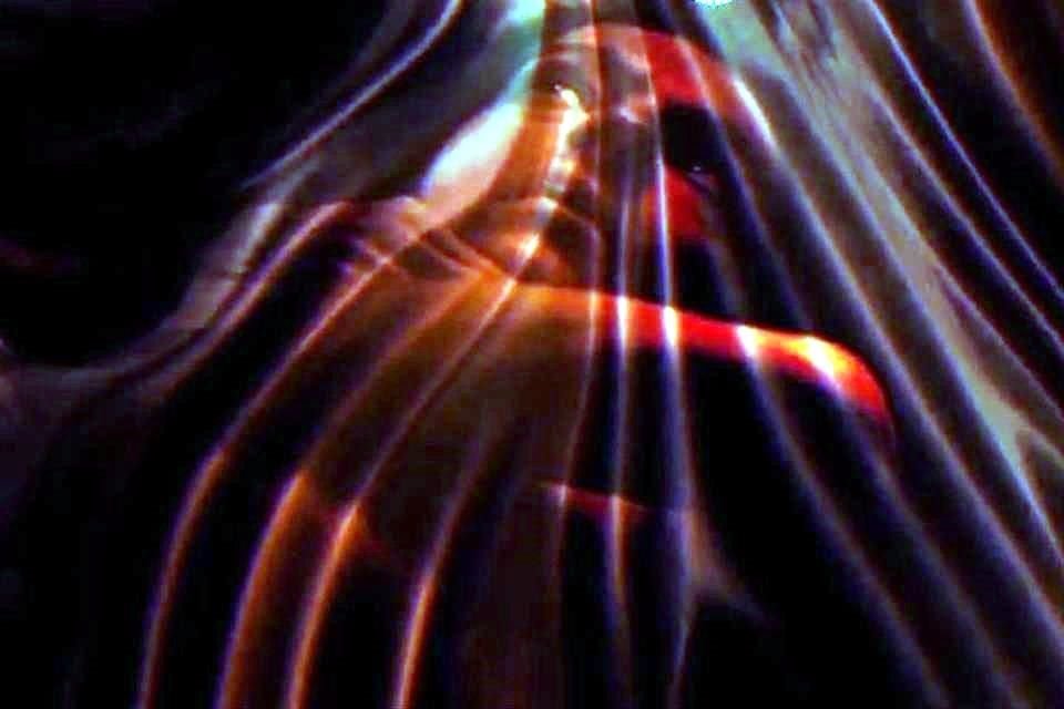 La puesta se estrenó en el Festival Vértice, Experimentación y Vanguardia, en la UNAM.