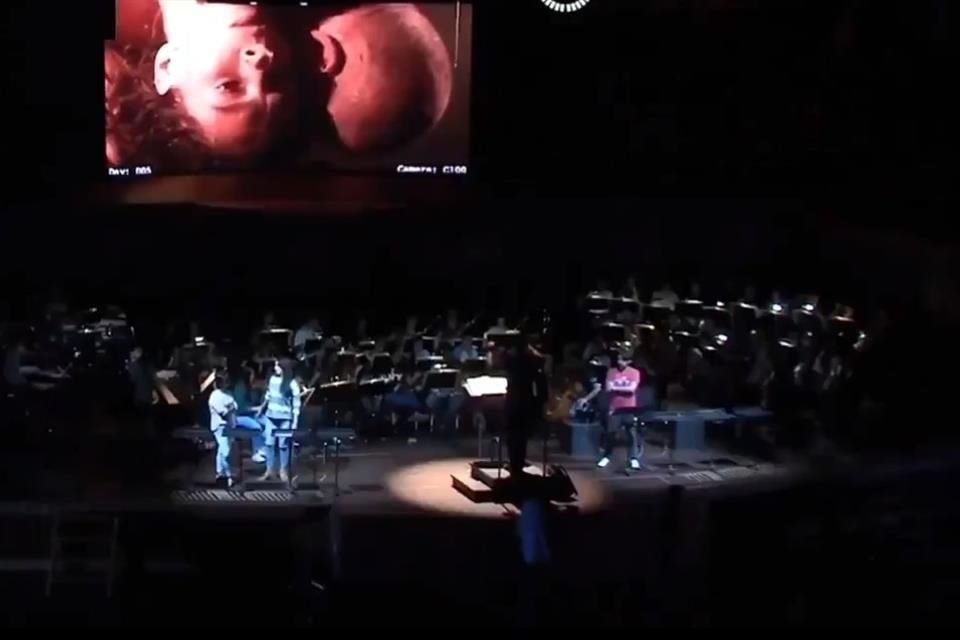 La puesta se estrenó en el Festival Vértice, Experimentación y Vanguardia, en la UNAM.