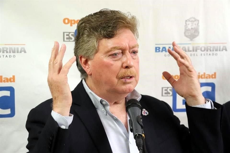 El Gobernador saliente de Baja California, Francisco Vega.