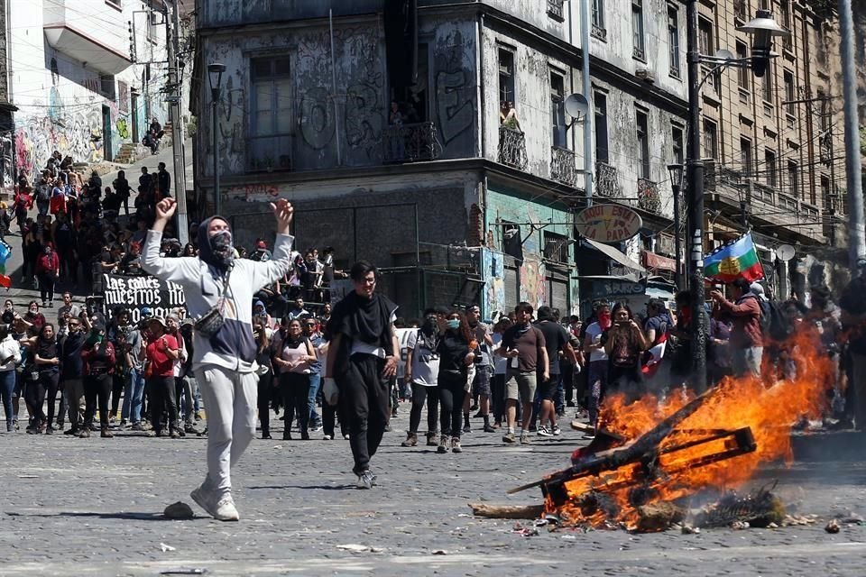 Manifestantes en Valparaíso.