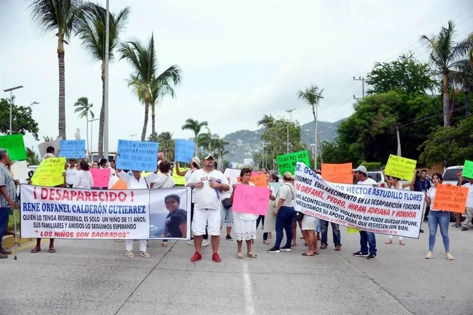 Los inconformes piden reunirse con el Gobernador Astudillo y la Alcadesa Román.