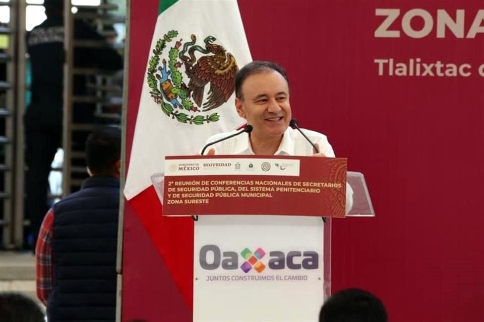 De gira este jueves por Oaxaca, el funcionario federal aseguró que no hubo tal detención y reprochó algunas versiones que circulan sobre los acontecimientos en Culiacán.