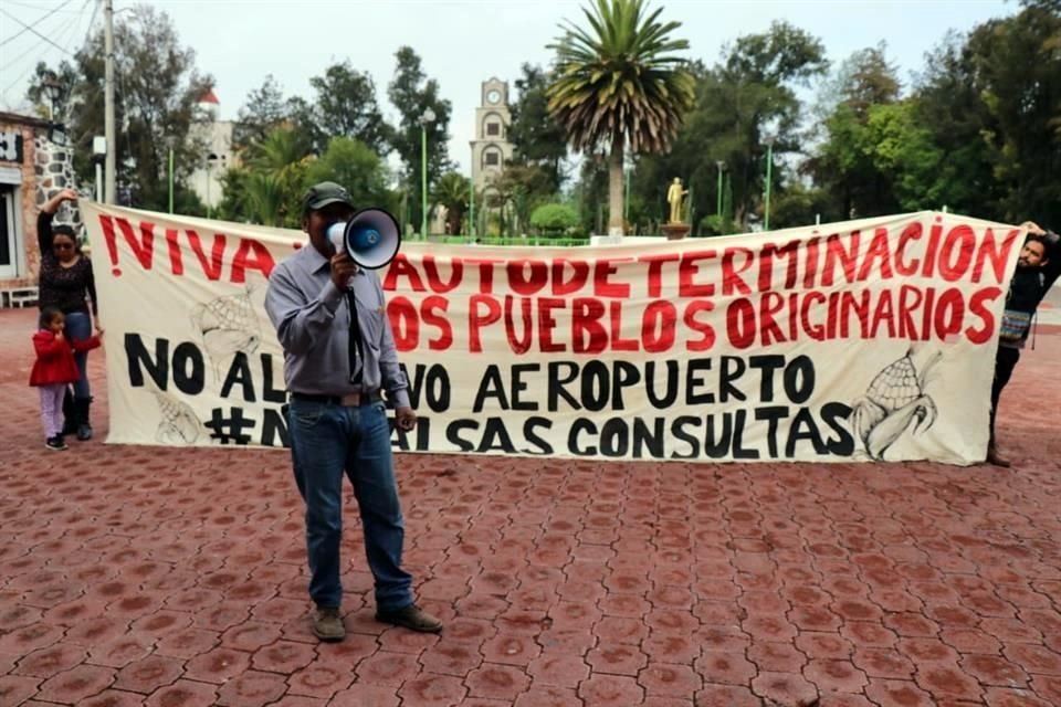 'No creemos posible que un proyecto de esta magnitud avance, cuando no hay agua ¿de dónde la vamos a sacar? Debe estar plagado de corrupción', aseguró uno de los organizadores.