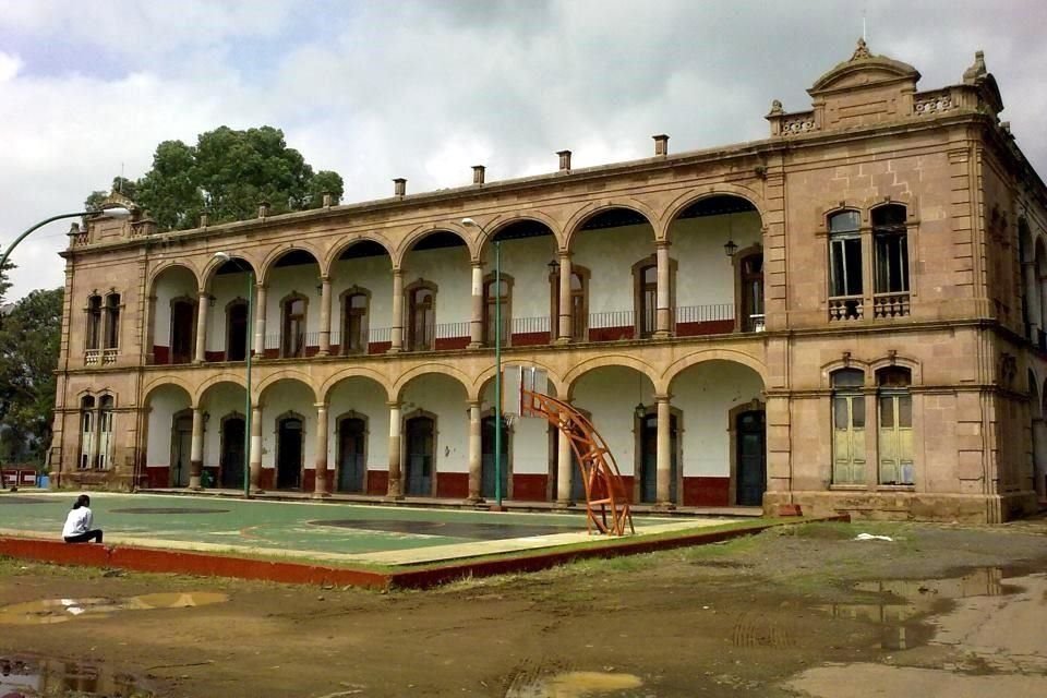 Se espera que la protesta se mantenga durante todo el día hasta obtener una respuesta de diálogo por parte de la Administración estatal.