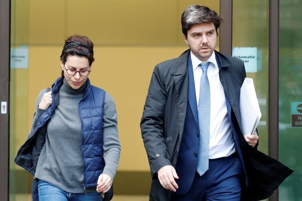 Karime Macías, esposa de ex Gobernador J. Duarte, pagó una fianza en una corte de Londres para seguir su proceso de extradición en libertad.