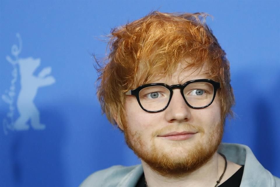 Ed Sheeran agradeció desde Dublín su premio como Mejor Artista.