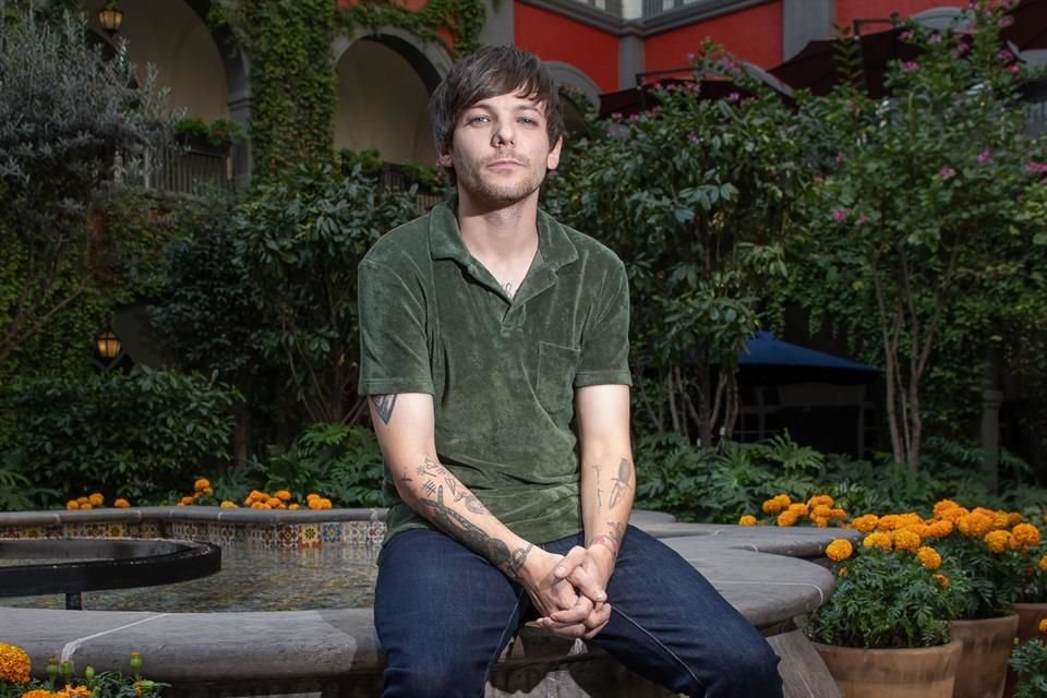 Antes de continuar con su carrera, Tomlinson optó por tomarse tiempo para hacerse a la idea del final de One Direction.