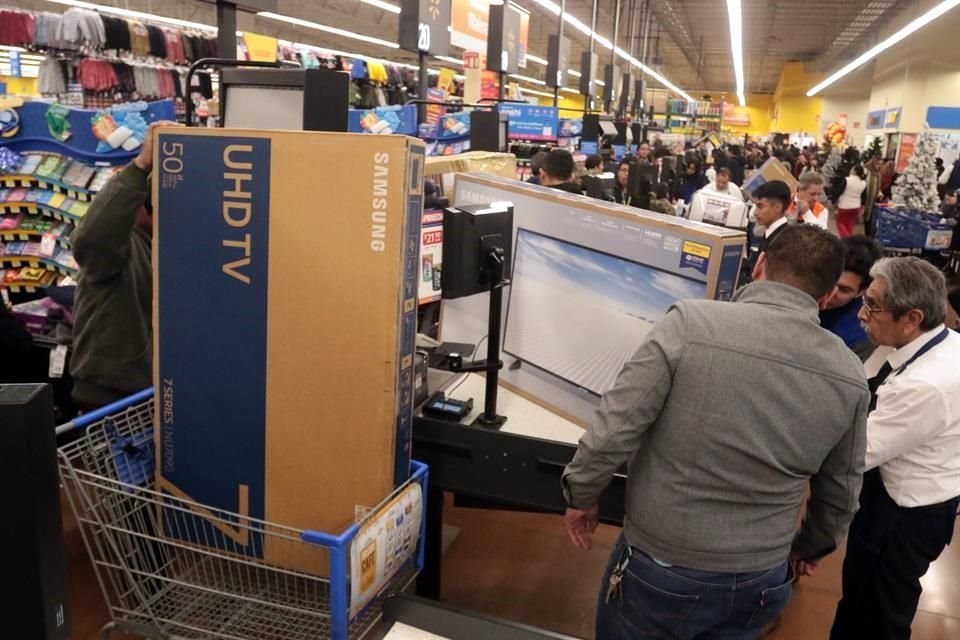 Las ventas totales de Walmart de México sumaron 50 mil 315 millones de pesos.