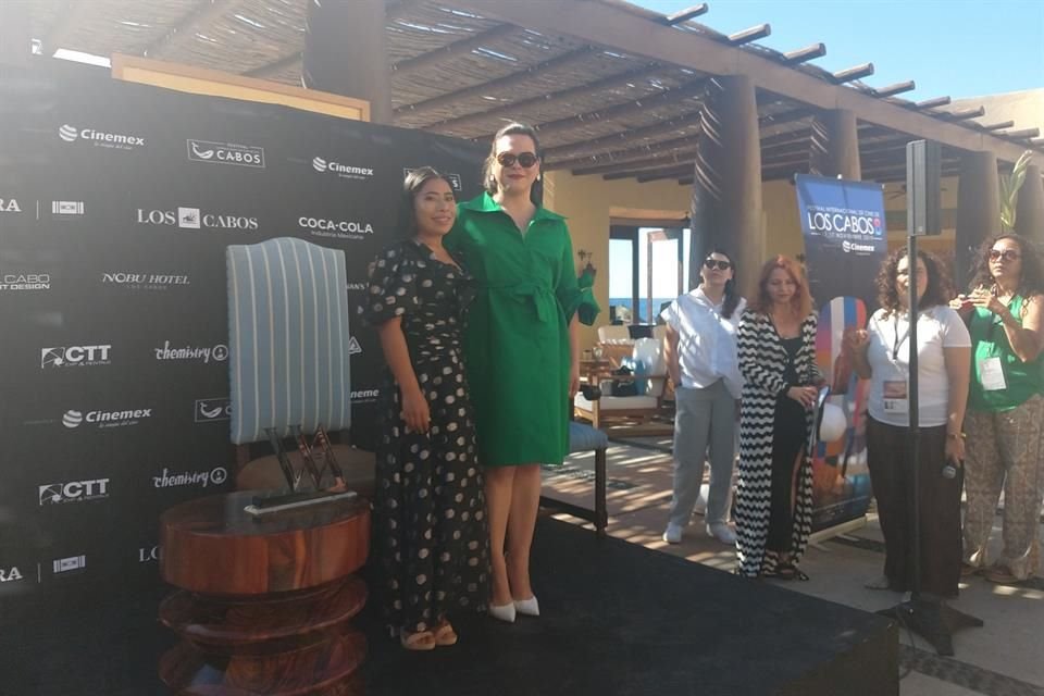 Yalitza Aparicio y Daniela Vega durante las actividades del Festival Internacional de Cine de Los Cabos.