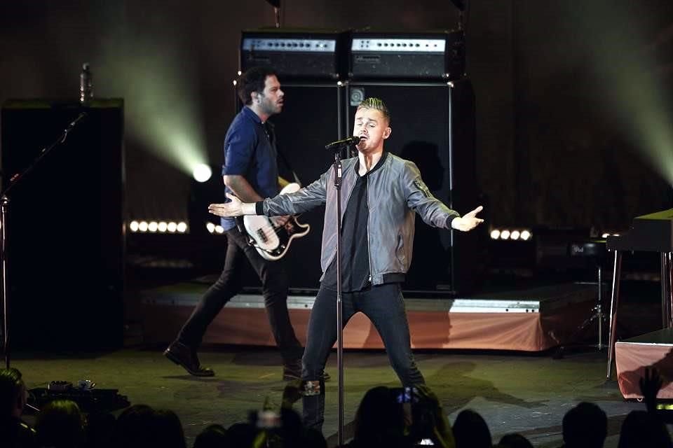 Keane tuvo un cierre de alarido en la presentación en la que compartió escenario con Travis.