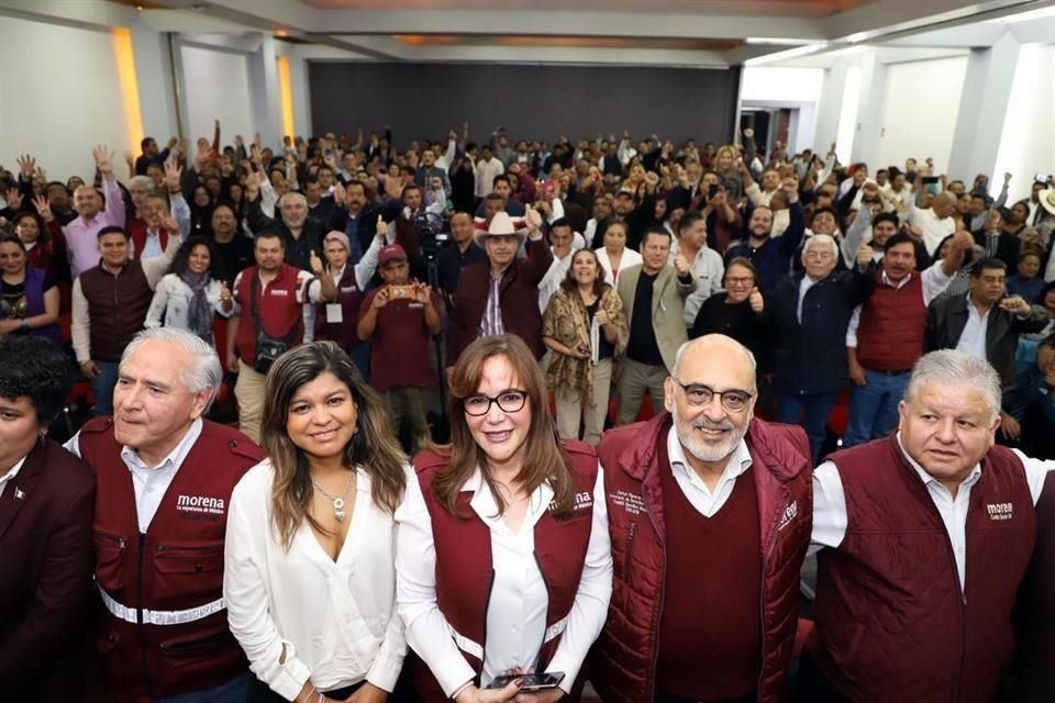 Polevnsky en el encuentro con congresistas provenientes de todos los estados del País.