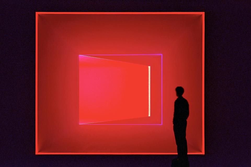 Turrel transforma la percepción para que al espectador le parezca tangible el cosmos.