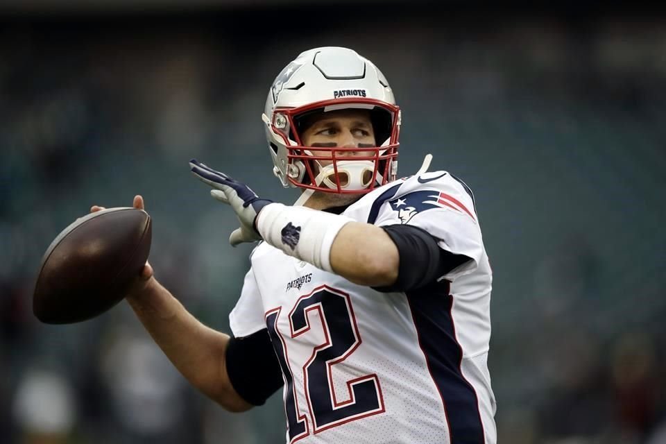 Tom Brady acepta que no está la ofensiva en el mejor nivel.