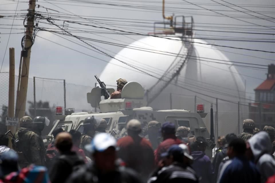 Los militares custodiaban la planta distribuidora y según medios locales habrían disparado contra manifestantes.