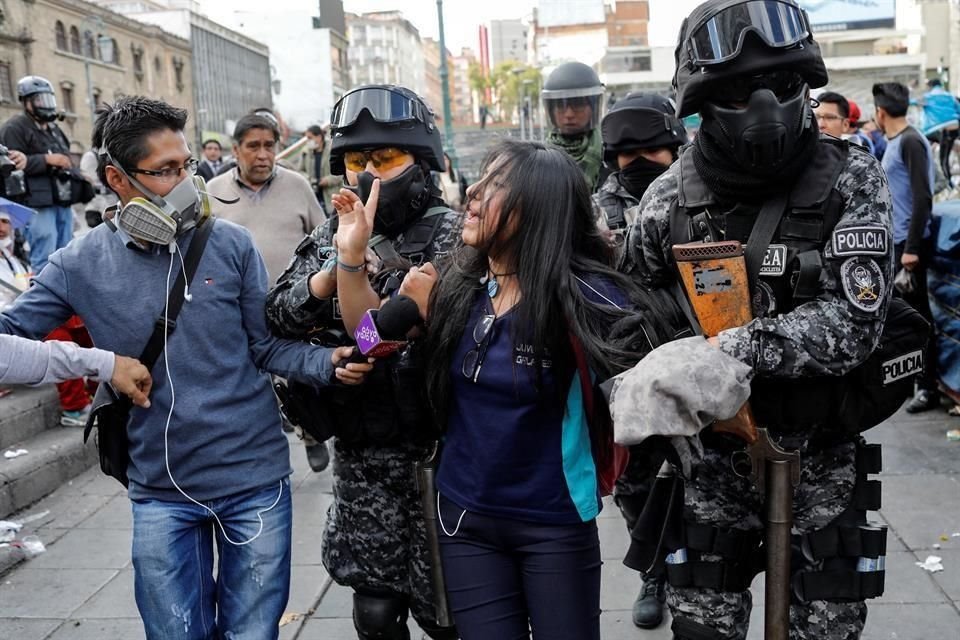 Al momento se desconoce el número de detenidos.