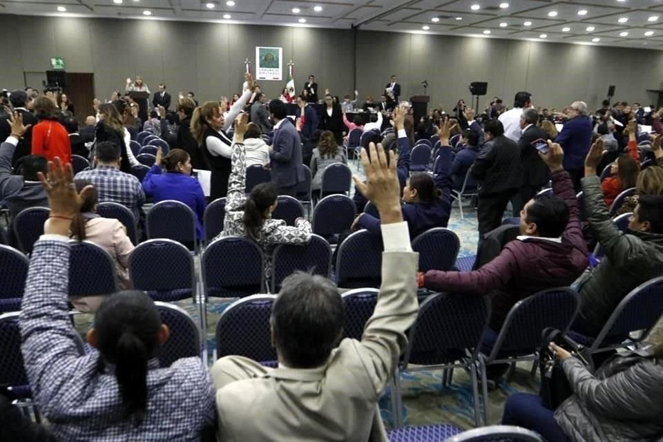 El Pleno de la Cámara de Diputados arrancó la sesión para discutir el PEF 2020.