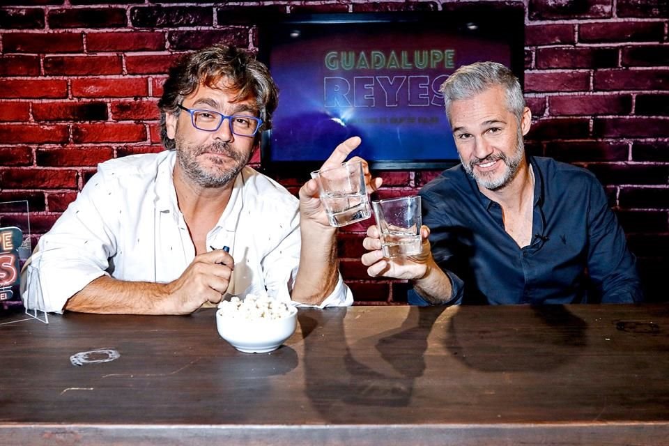Martín Altomaro y Juan Pablo Medina protagonizan esta comedia sobre la amistad y los sueños de juventud.