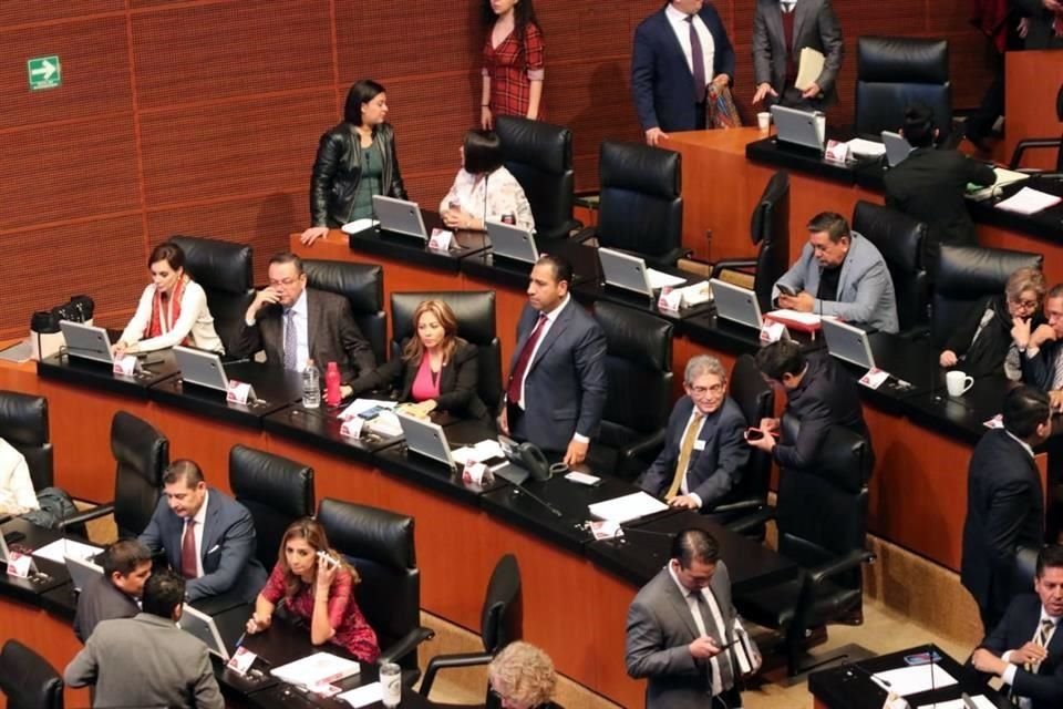 En la discusión, la Oposición y Morena discutieron sobre un posible conflicto de interés.