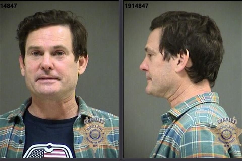 Henry Thomas al momento de su detención.