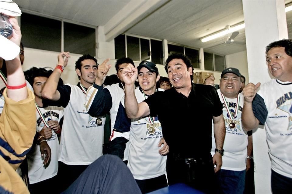 Velarde recuerda el maravilloso año 2004 con Pumas.