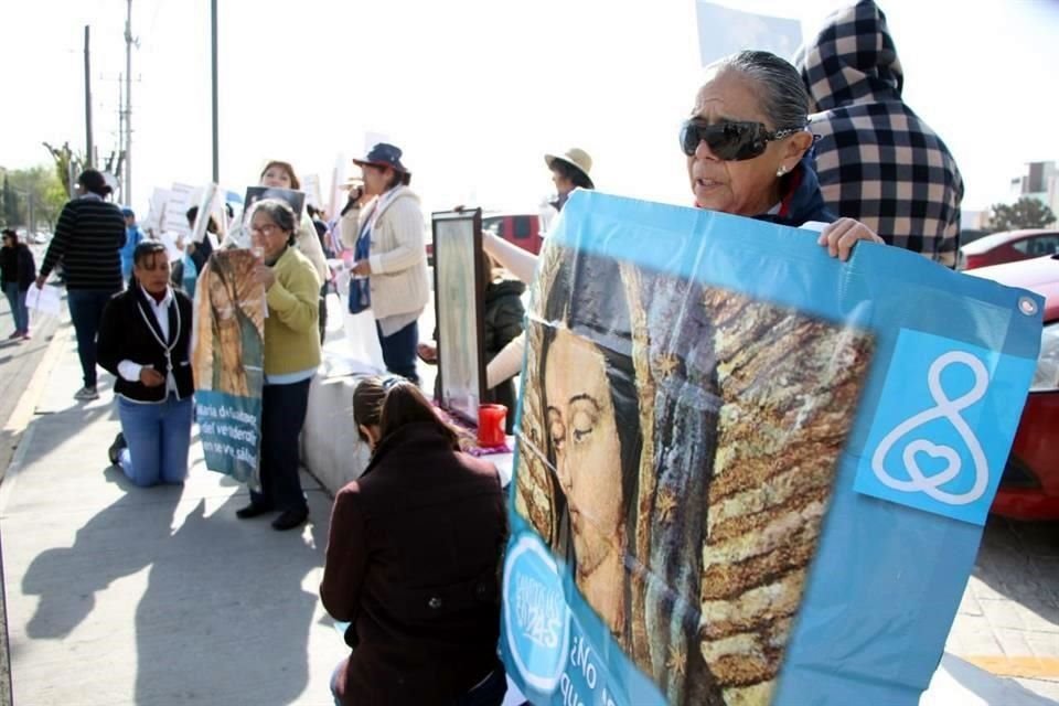 A las 10:00 horas, los 30 legisladores determinarán votar a favor o en contra la iniciativa 147/2019 en medio de protestas de grupos pro familia y pro aborto durante varias semanas.