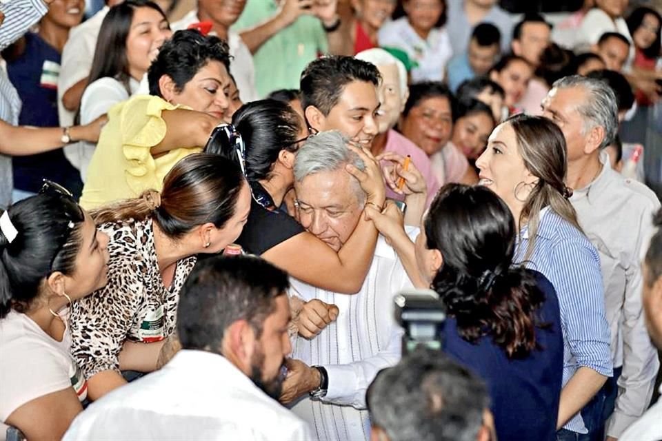 Andrés Manuel López Obrador, Presidente de México.