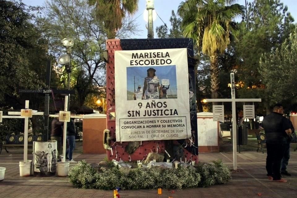Colectivos demandaron justicia y verdad en el caso de Marisela Ortiz, asesinada en 2010 en Chihuahua tras investigar feminicidio de su hija.