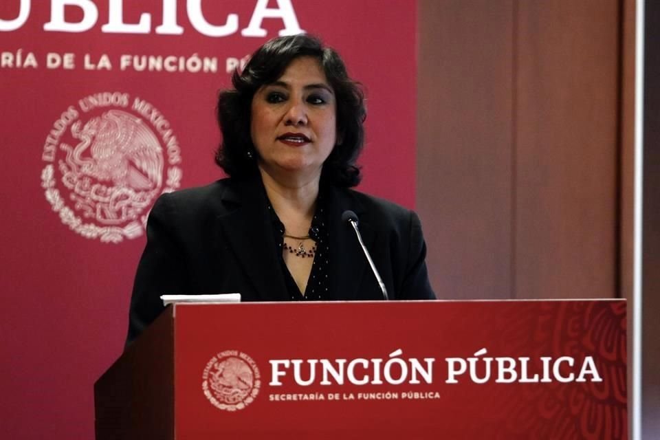 Irma Eréndira Sandoval, Secretaria de la Función Pública.