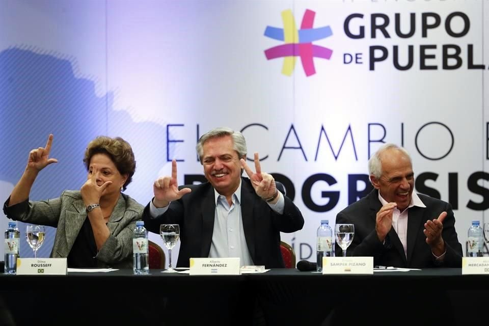 La ex Presidenta de Brasil,  Dilma Rousseff, el Presidente argentino, Alberto Fernández y el ex Presidente de Colombia, Ernesto Samper,  en una reunión del Grupo Puebla.