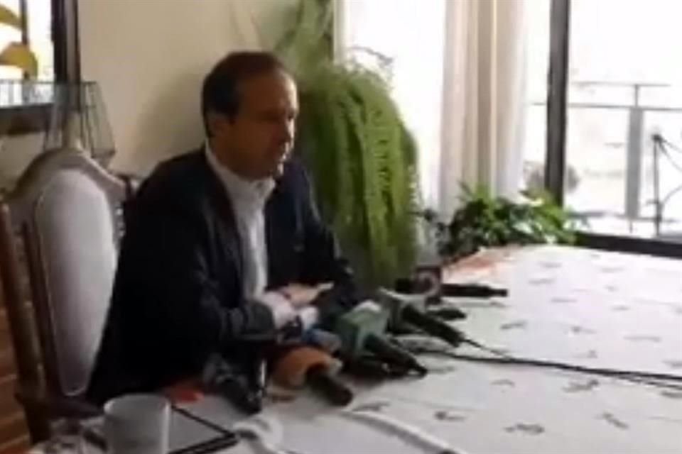 El delegado boliviano 'Tuto' Quiroga denunció una conspiración de México y España contra la 'reconstrucción democrática' de Bolivia.