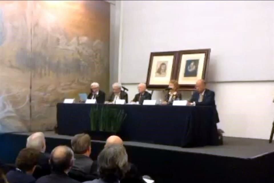 Los escritores Adolfo Castañón, Felipe Garrido y Ascensión Hernández Triviño participaron en el homenaje con motivo del centenario de José Luis Martínez.