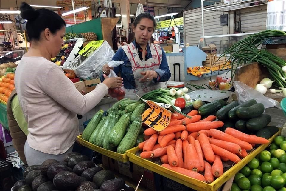El Gobierno capitalino descartó la petición para diferir la entrada en vigor de la prohibición de plásticos de un solo uso.