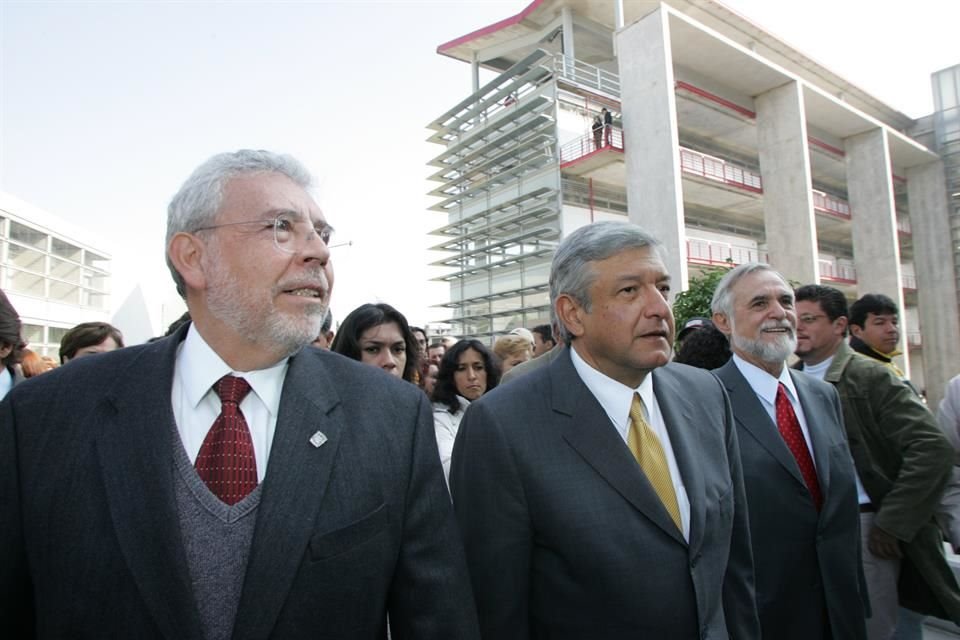 La UACM fue implementada durante el Gobierno de López Obrador al frente de la entonces Jefatura de Gobierno del DF.