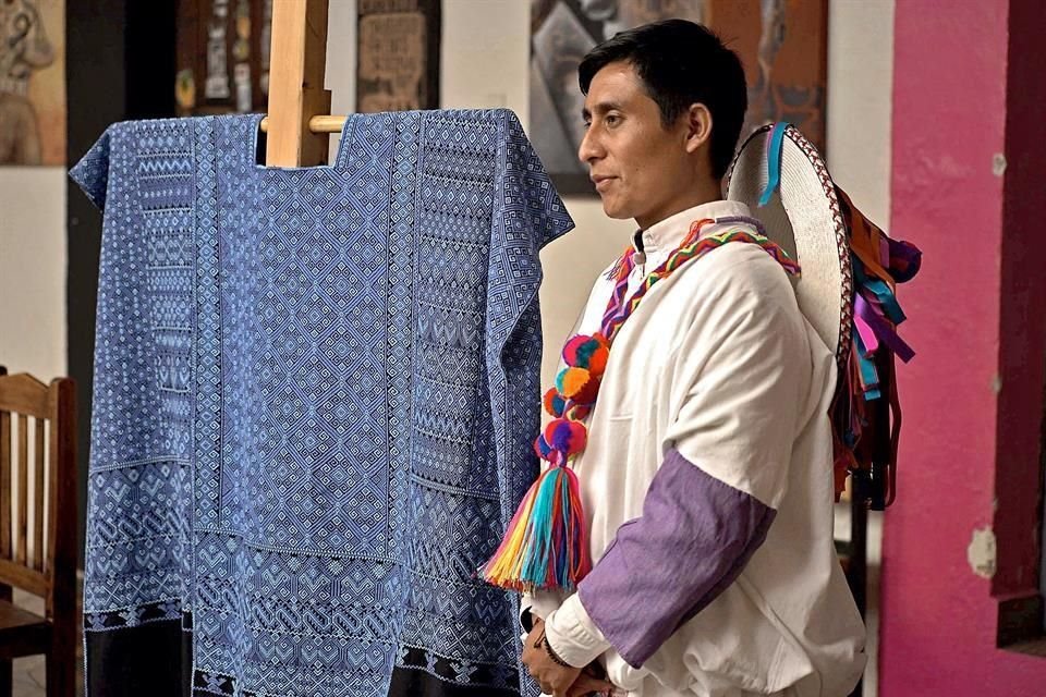 El artesano lidera hoy la marca K'uxul Pok.