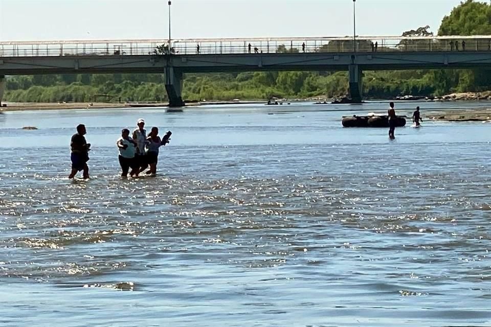 La vigilancia de la Guardia Nacional y del Instituto Nacional de Migración en el río Suchiate, en la frontera con Guatemala, es normal.