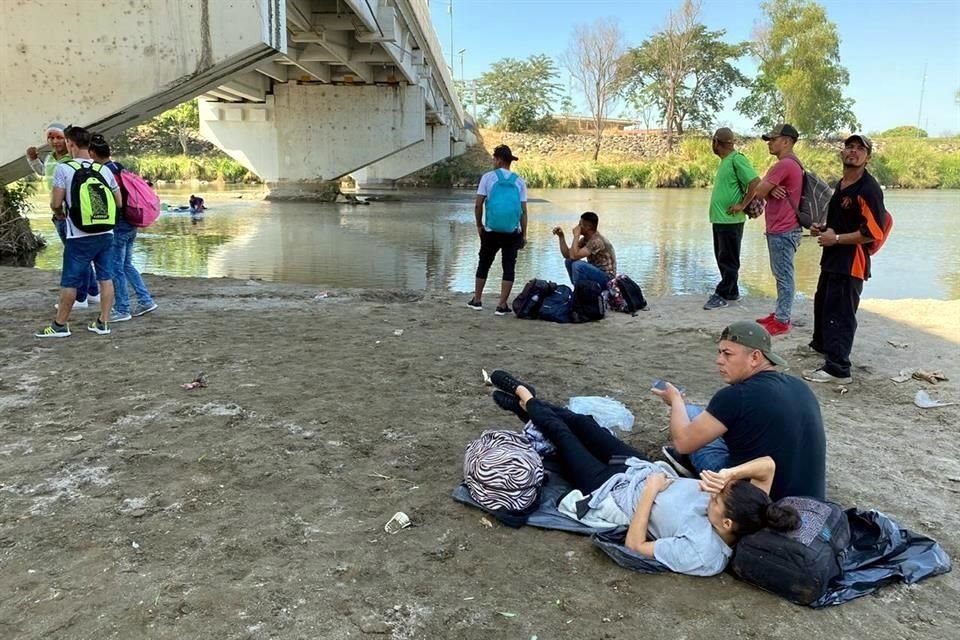 Migrantes de la nueva caravana 2020 comenzaron a llegar en grupos a la frontera con México.