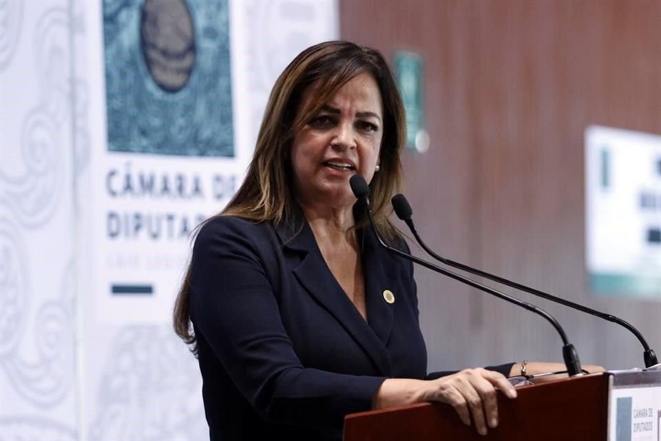 Tras el tiroteo en colegio de Torreón, Lorena Villavicencio, diputada de Morena, consideró que el programa Mochila Segura es insuficiente.