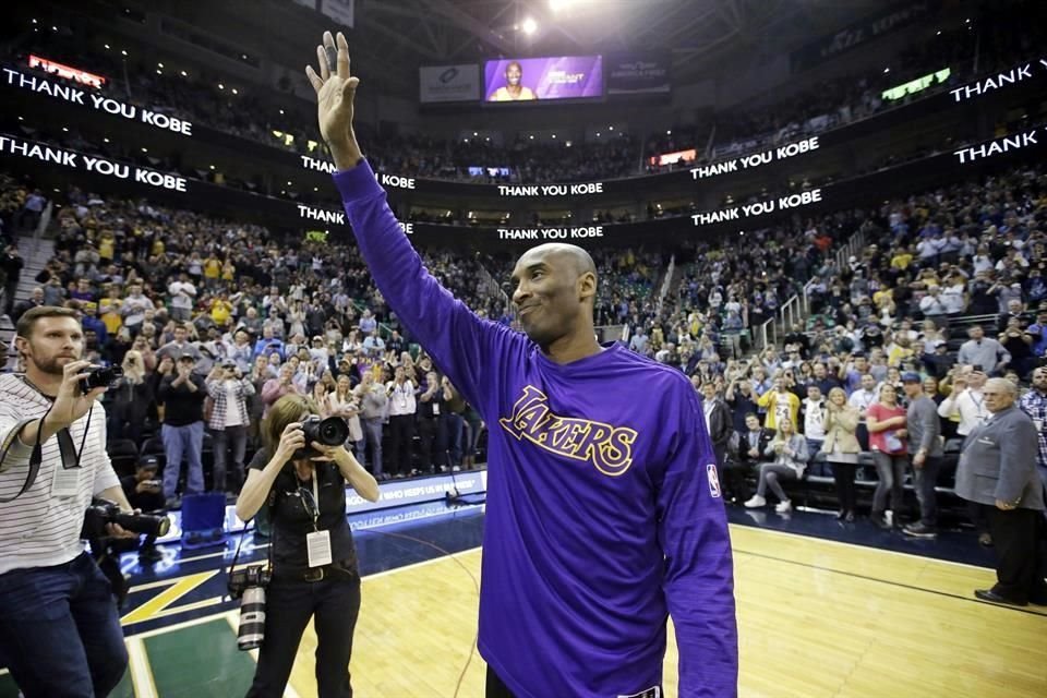 Aunque pesquisas están en marcha,  investigadores no descartan neblina como causa de caída de helicóptero que causó la muerte de Kobe Bryant y ocho personas más.