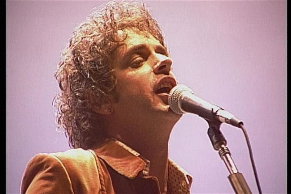 El líder de la agrupación, Gustavo Cerati, falleció en 2014 tras cuatro años en coma por un accidente cerebrovascular.