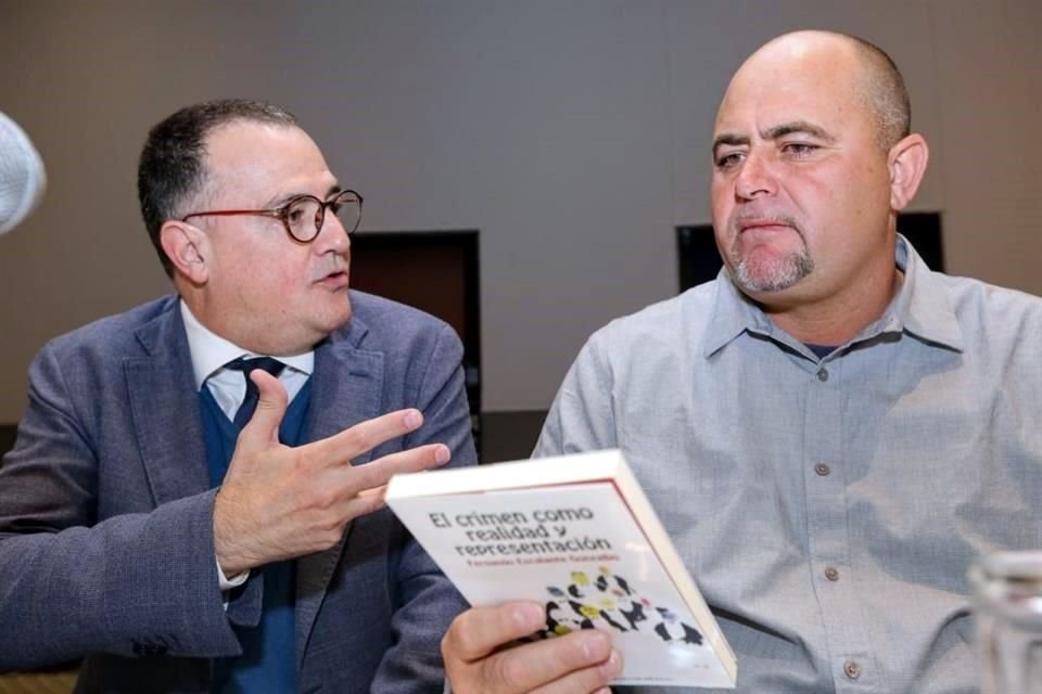 Julián LeBarón en un taller sobre seguridad de la organización Pensando en México.