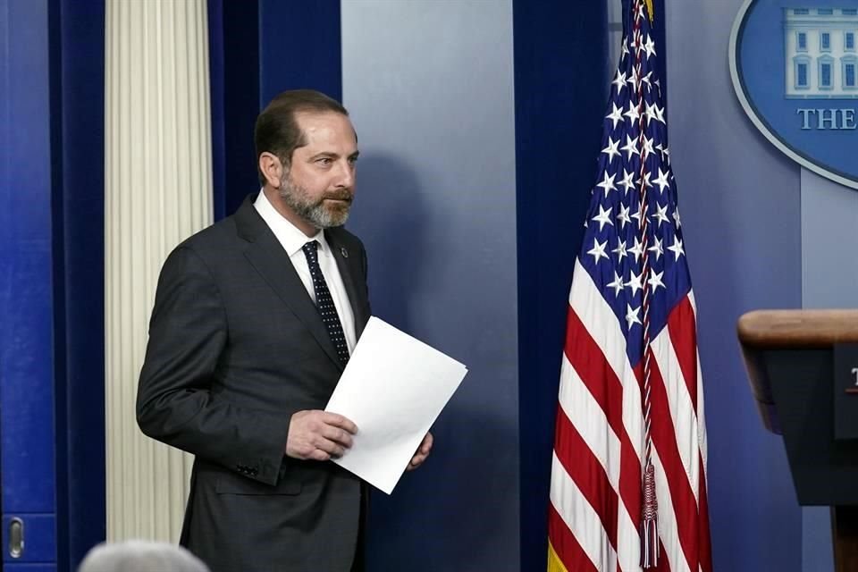 El Secretario de Salud de EU, Alex Azar, en una conferencia en la Casa Blanca.