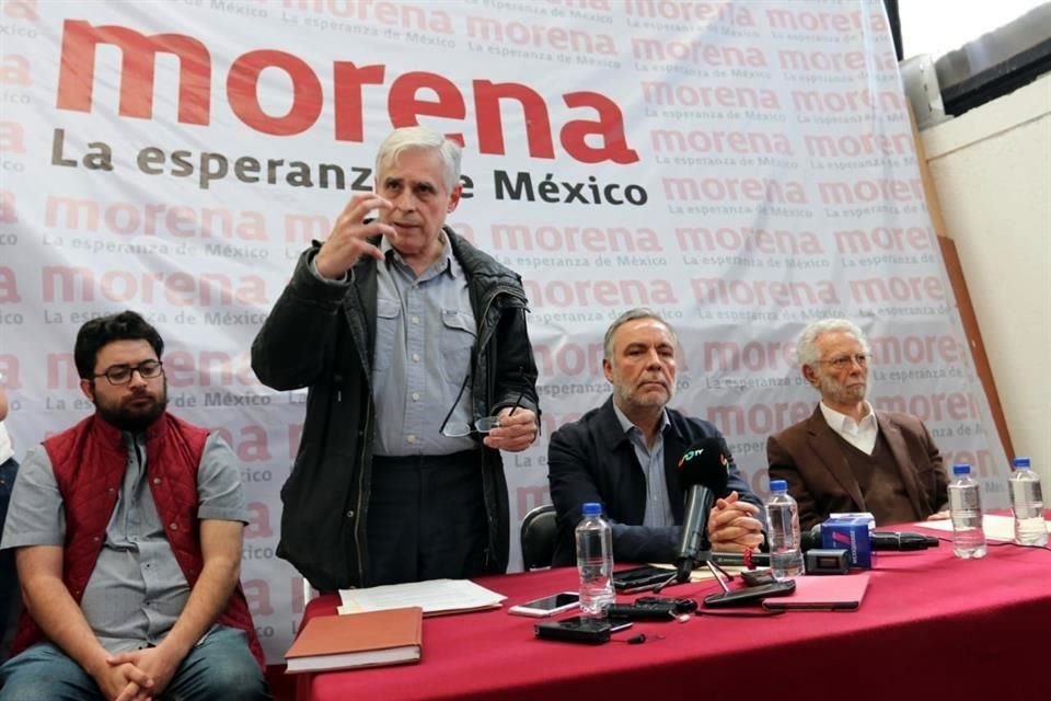 Rafael Barajas, director del INFP, en conferencia de prensa.