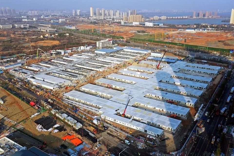 Vista aérea del 5 de febrero de 2020 del sitio de construcción del Hospital Leishenshan en Wuhan, provincia de Hubei, en el centro de China.