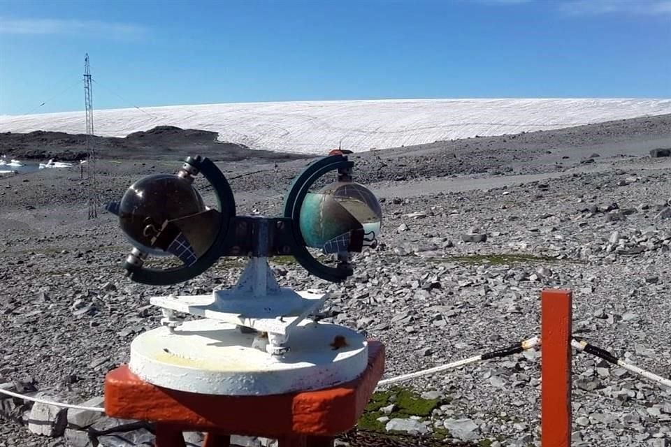 Imágenes cedidas por el Servicio Nacional de Meteorología argentino de la base Esperanza, situada en la Antártida.