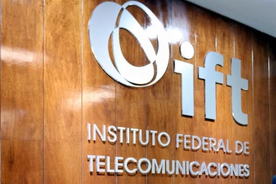 La Unidad de Asuntos Jurídicos del IFT interviene como asesor jurídico del Pleno del Instituto.
