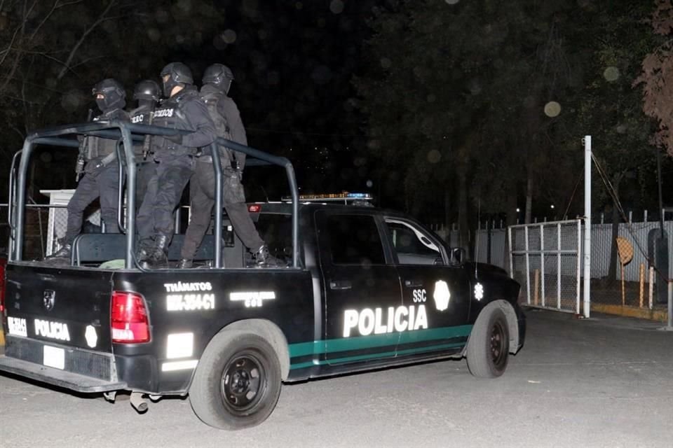 Tras cuatro horas de traslado, 'El Lunares' llegó al Reclusorio Oriente.